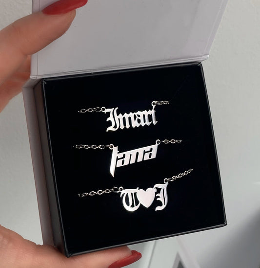 Classic Nameplate Necklace